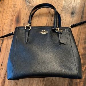Coach Purse with removable crossbody strap